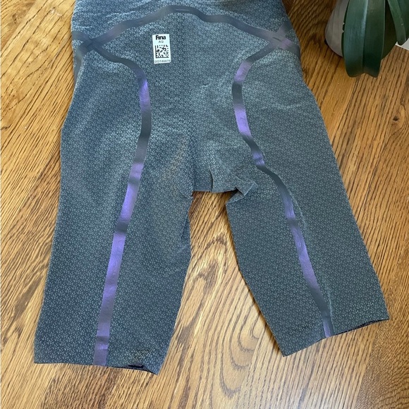 Dolfin tech swimsuit (Jammer) and free Adidas Jammer. - Picture 5 of 8